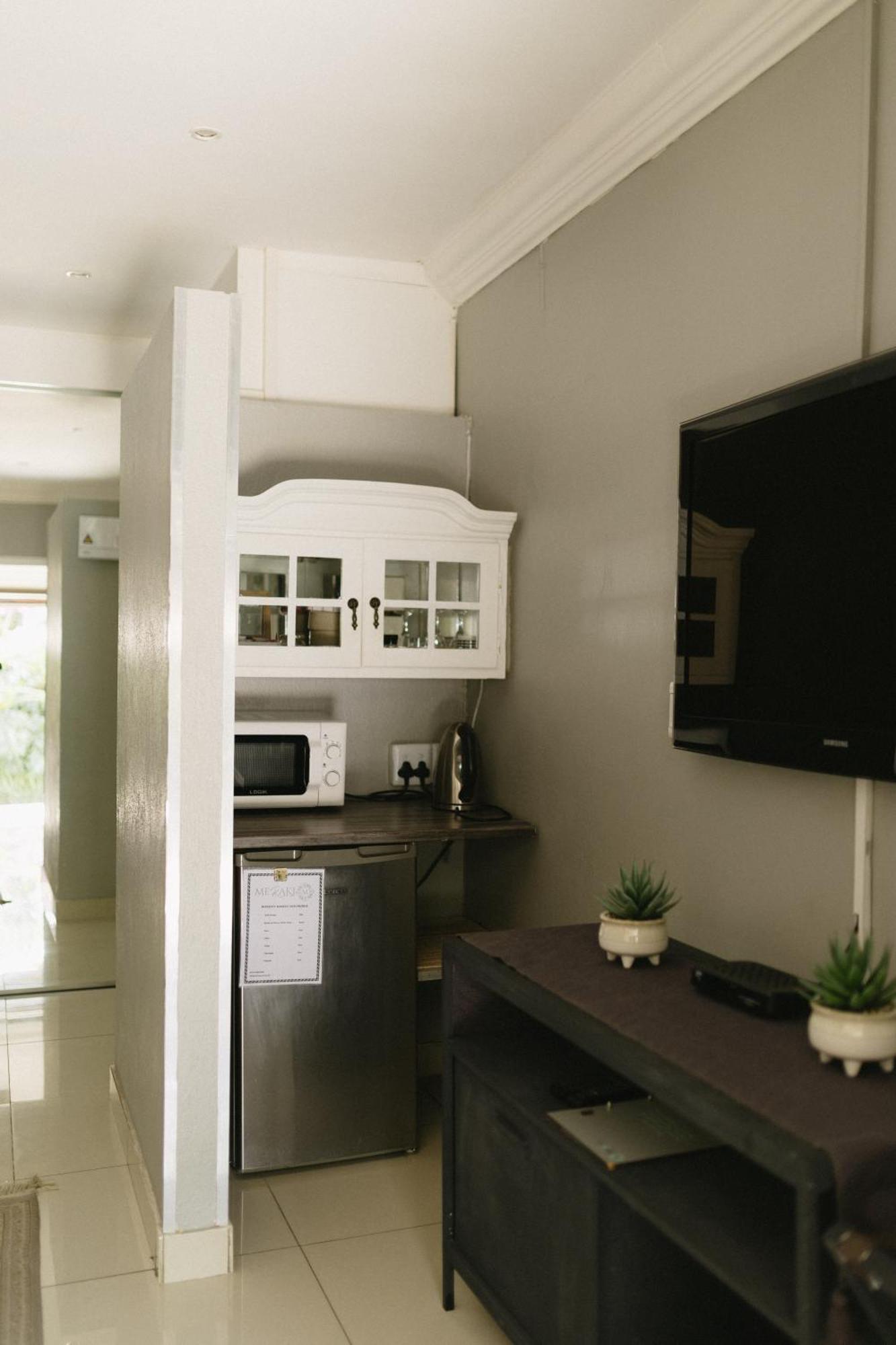 Meraki Country Manor แลนเซอเรีย ภายนอก รูปภาพ