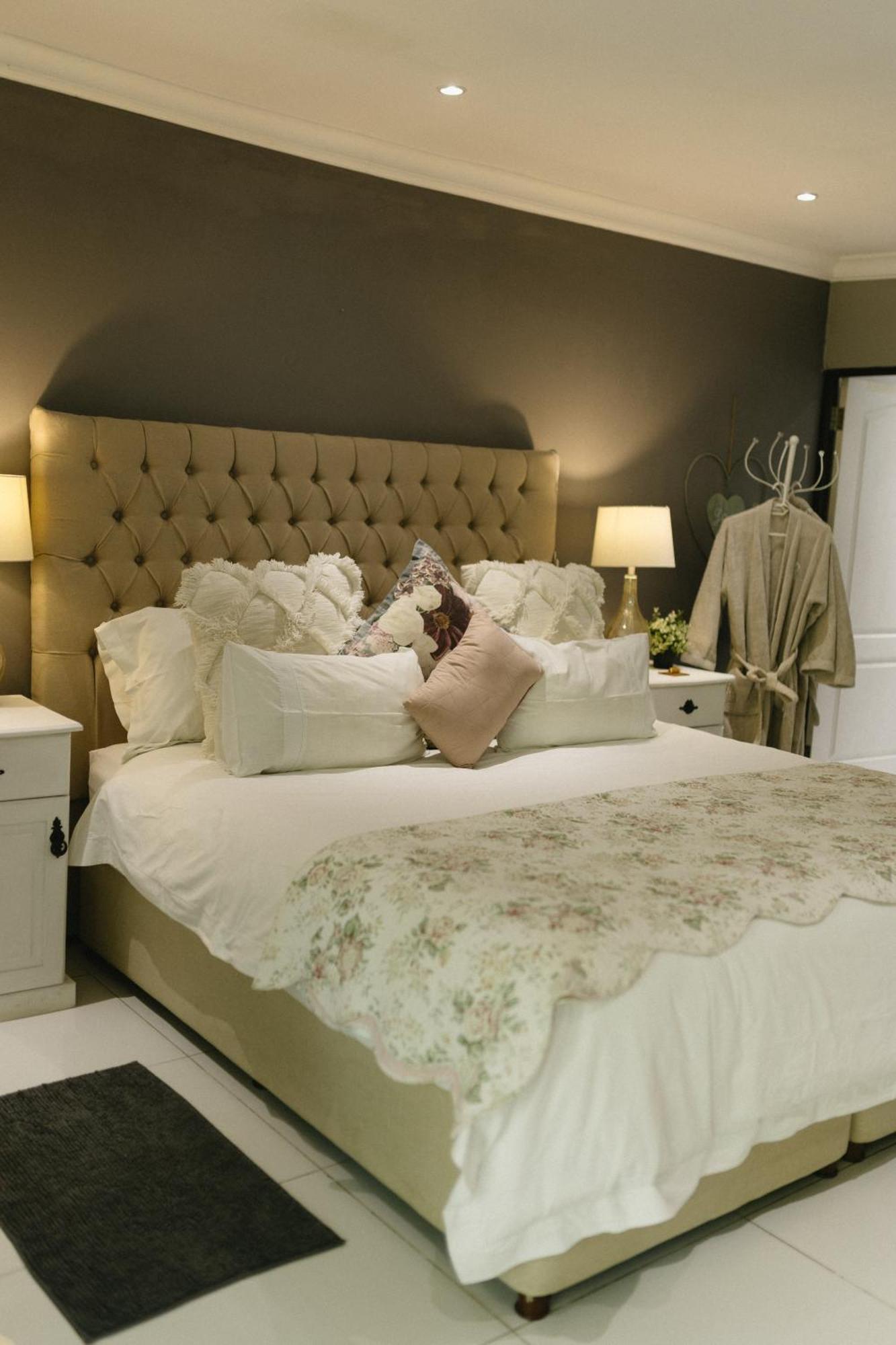 Meraki Country Manor แลนเซอเรีย ภายนอก รูปภาพ